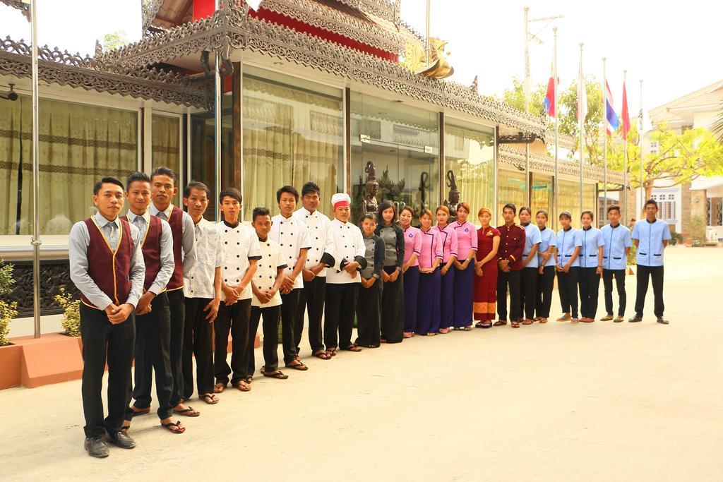 Mandalay White House Hotel Exteriör bild